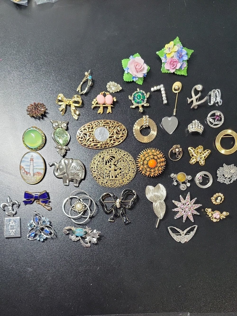 Assorted Floral Brooch Lot Of 41